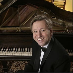Paul Bisaccia, Pianist